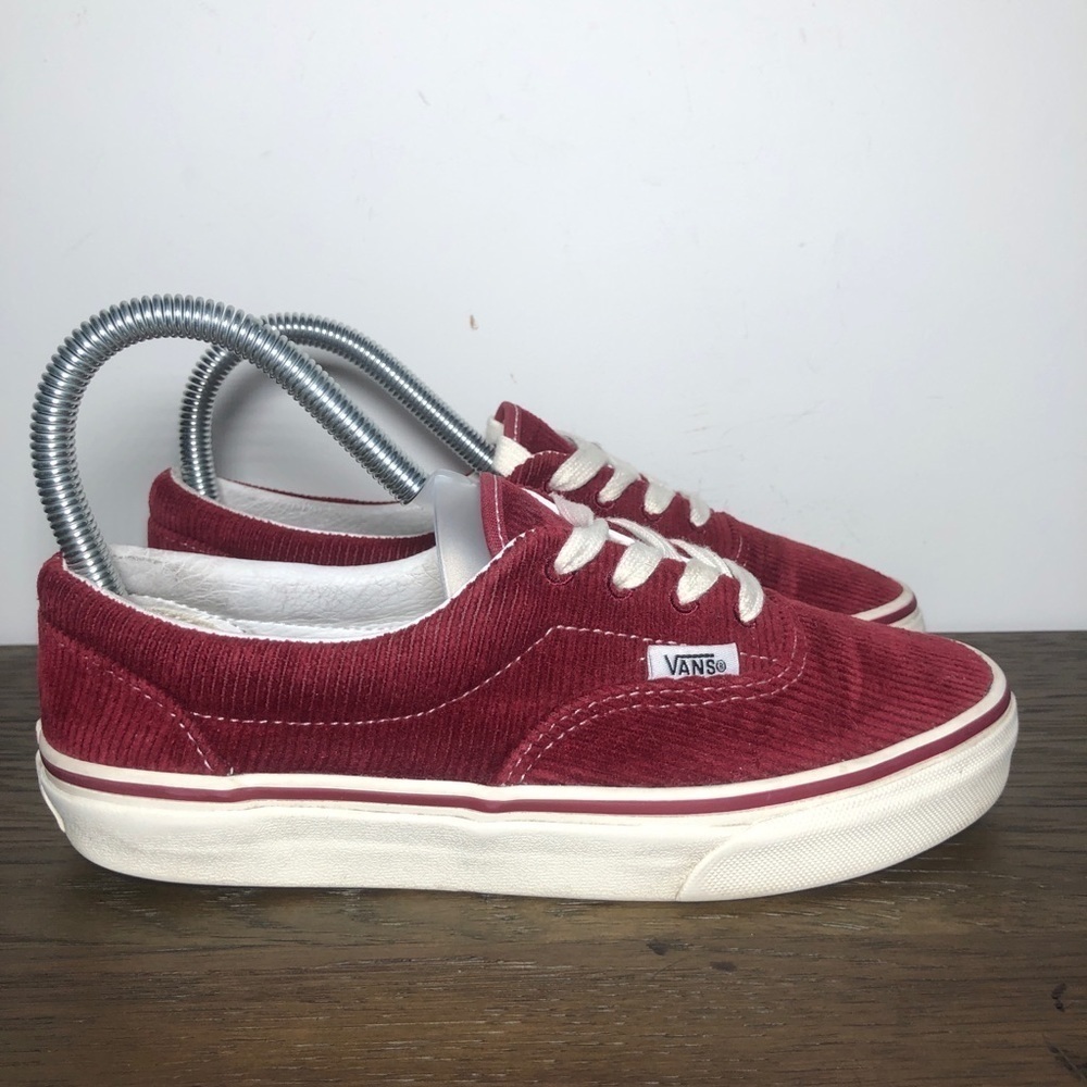 Vans Womens New Era Corduroy Maroon Sneakers Shoes Size 6